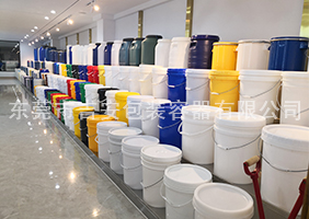 韩国嫩穴吉安容器一楼涂料桶、机油桶展区